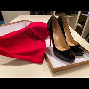 Christian Louboutin Very Privé Black Patent 120 cm